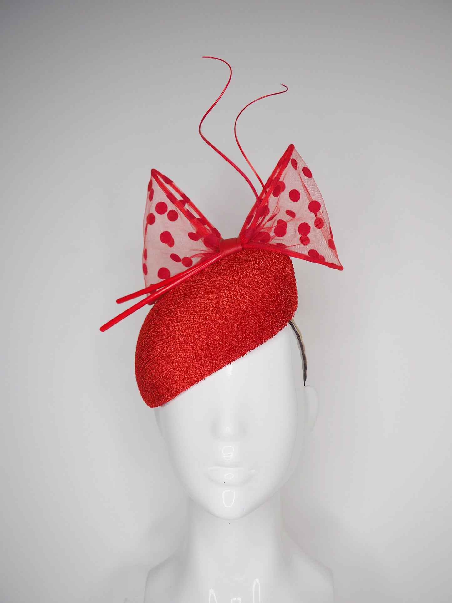 Stop and Spot - Spotty red wired tulle bow with quills on a vintage straw face hugger beret