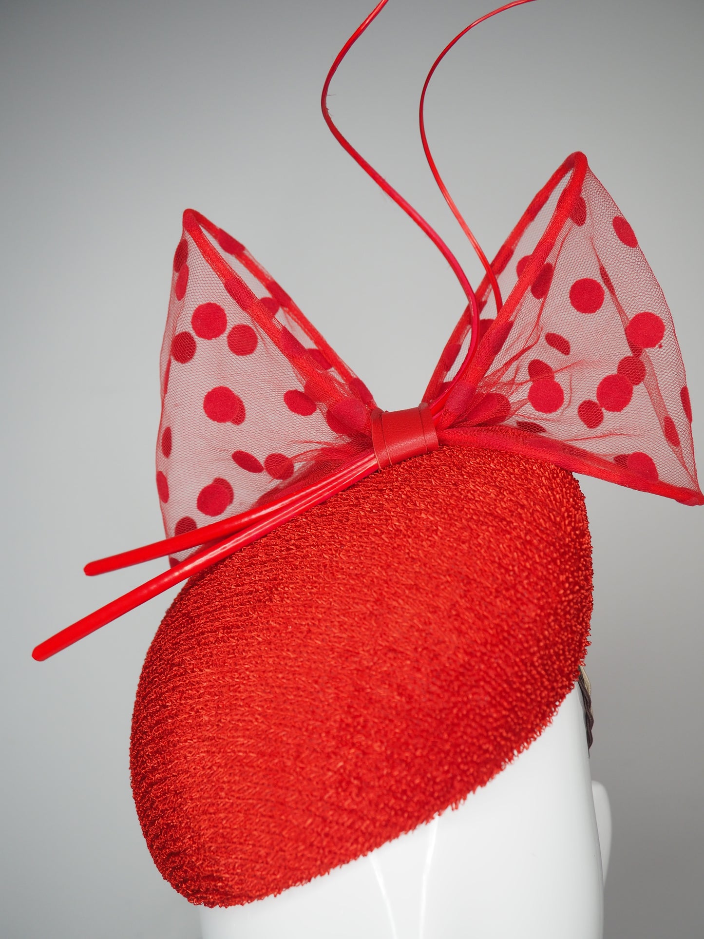 Stop and Spot - Spotty red wired tulle bow with quills on a vintage straw face hugger beret